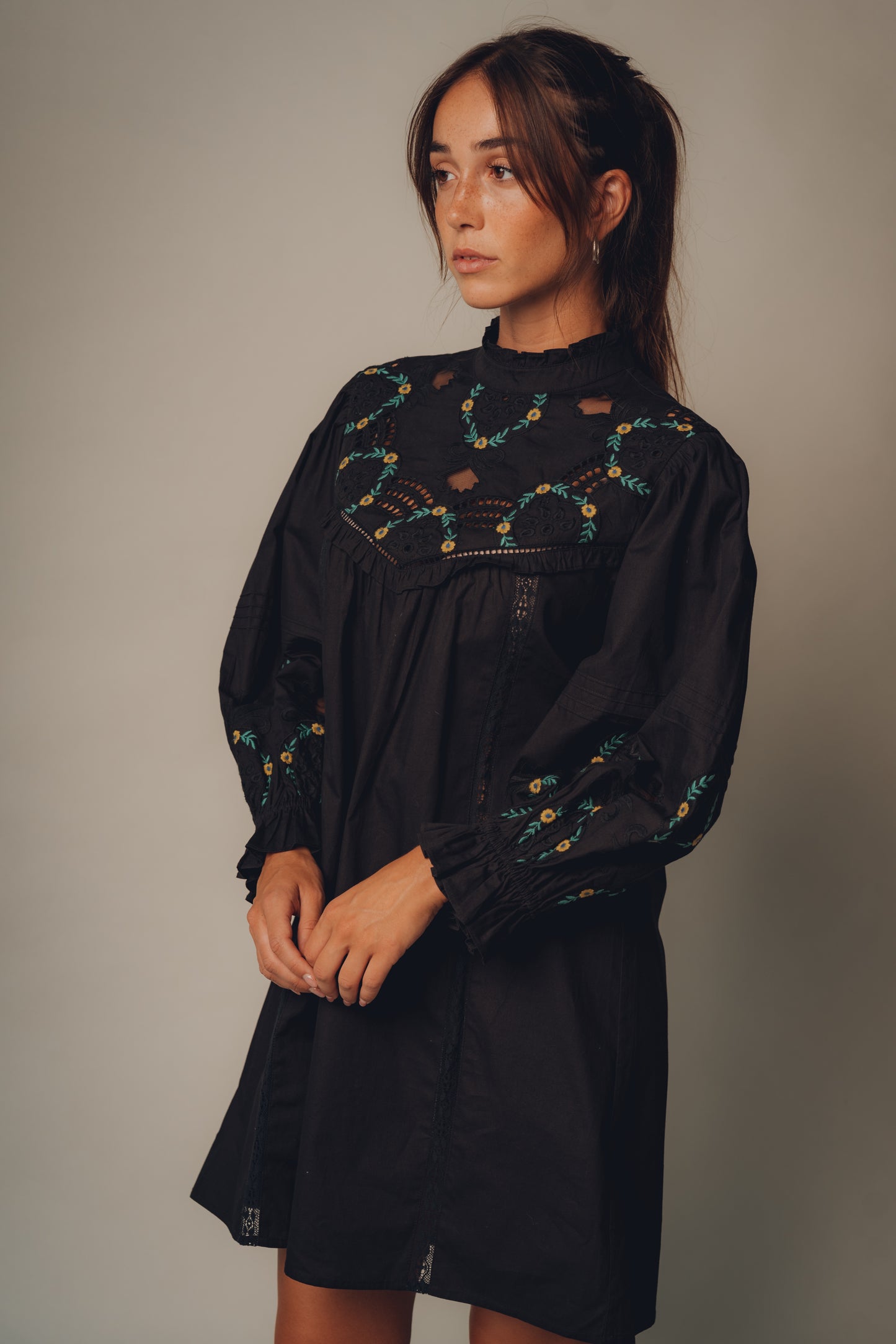 Daisy Short Dress - Pack of 3 (1S-1M-1L)